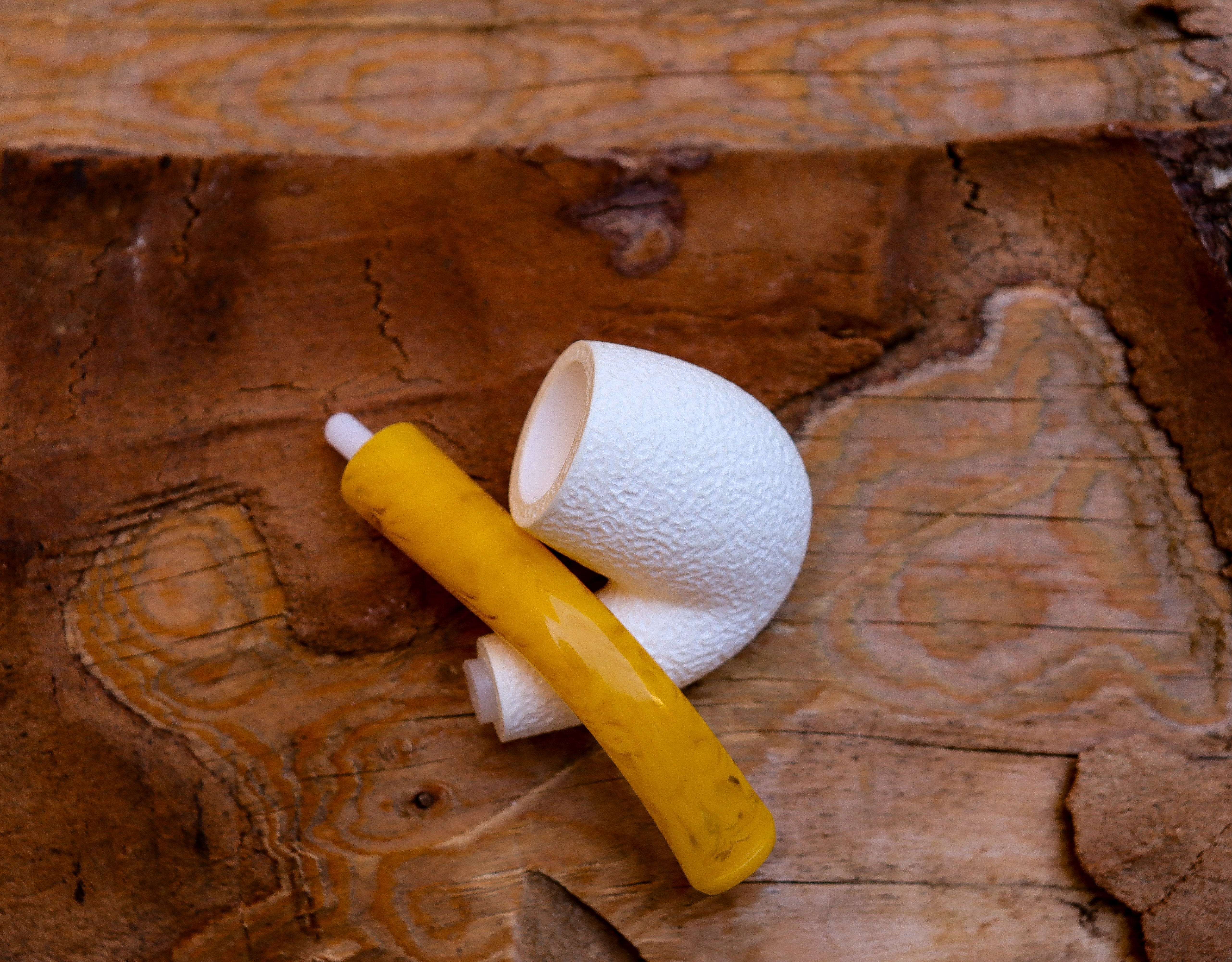 Handmade Astaş Meerschaum Pipes, Lee Van Cleef, Rustic Carved, With Fitted Case