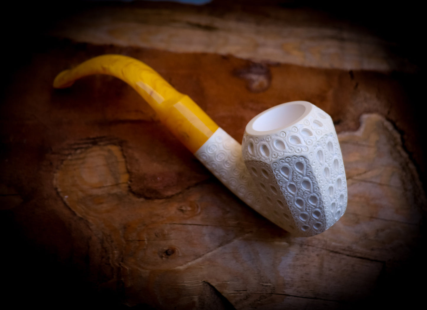 Embriodered Special Hand Crafted Panel Model Meerschaum Pipe With Leather Box -Astaş Meerschaum