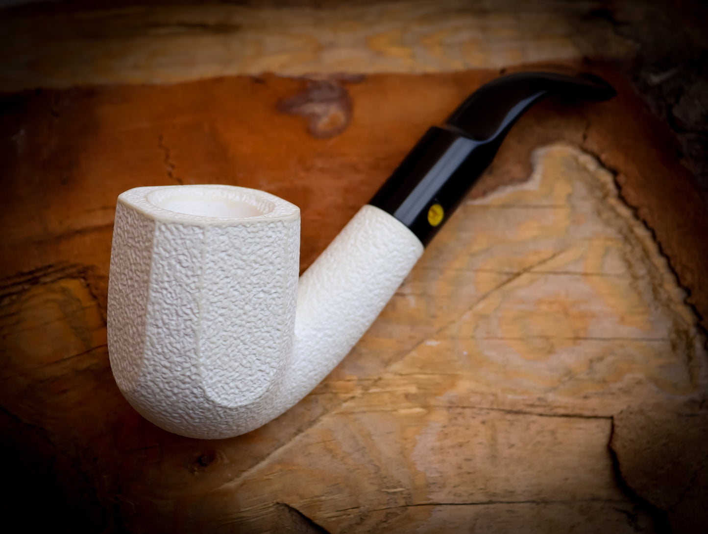 9MM Meerschaum, Rustic Patterned Special Hand Crafted Panel Model Meerschaum Pipe With Leather Box -Astaş Meerschaum