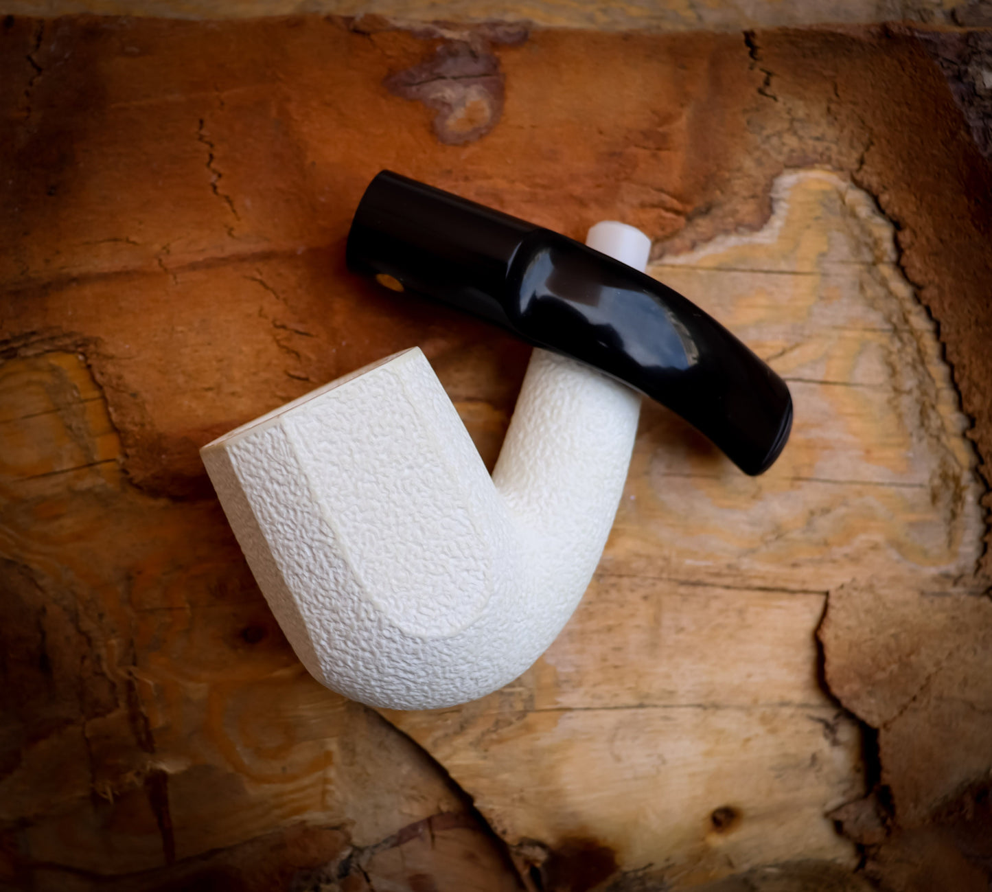 9MM Meerschaum, Rustic Patterned Special Hand Crafted Panel Model Meerschaum Pipe With Leather Box -Astaş Meerschaum