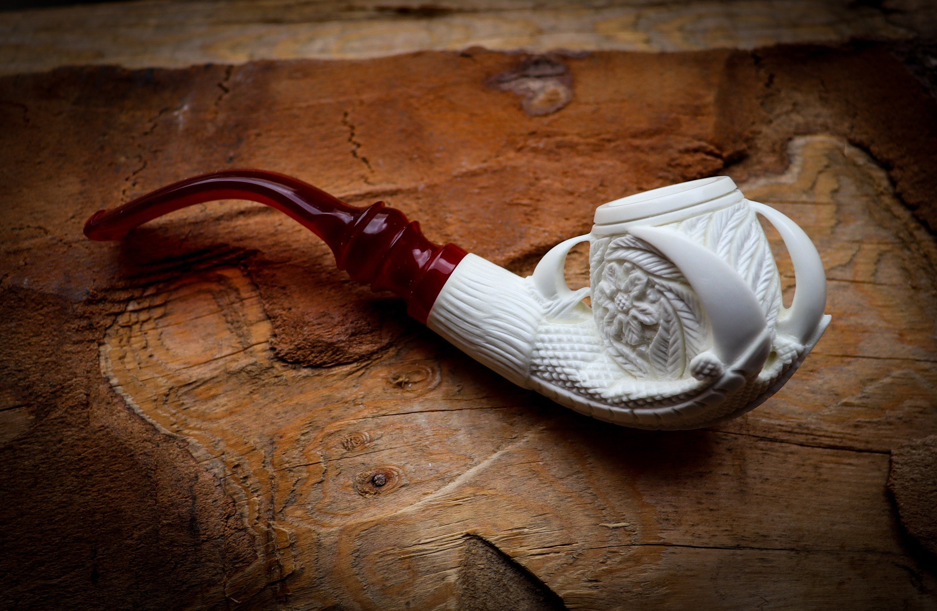 Eagle Claw Meerschaum Pipe