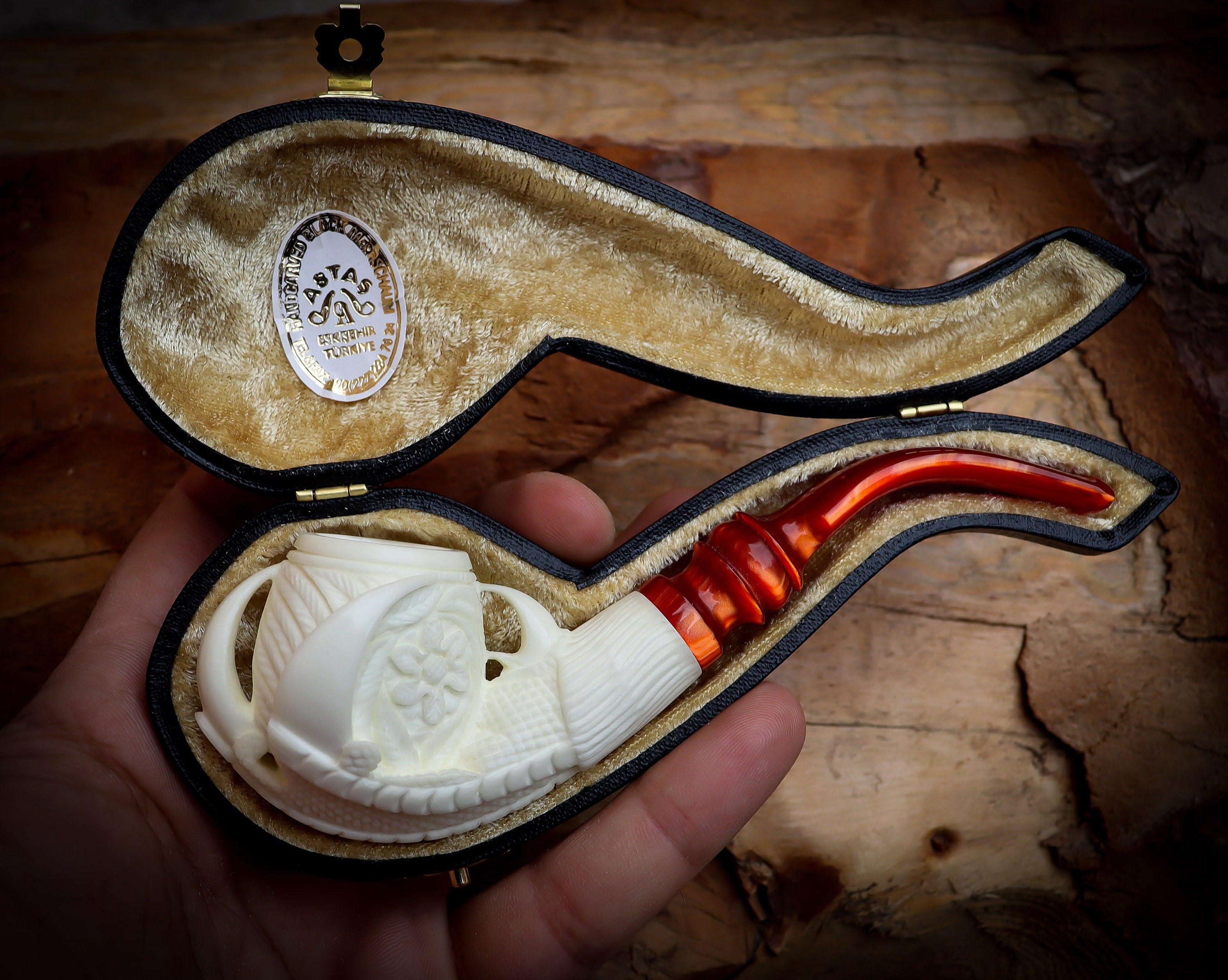 Eagle Claw Meerschaum Pipe