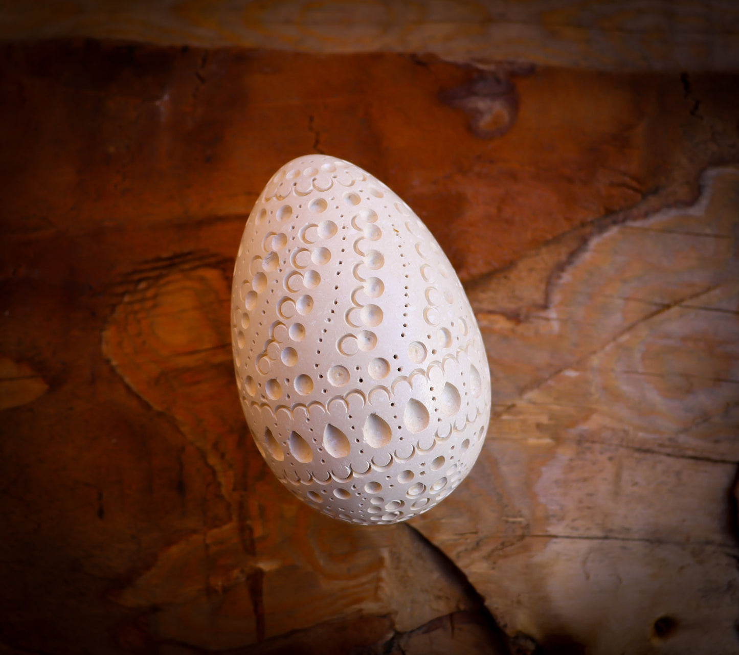 Astaş Meerschaum Egg Bust | Handmade | Decorative Art for Office or Home Decor | Sculpture