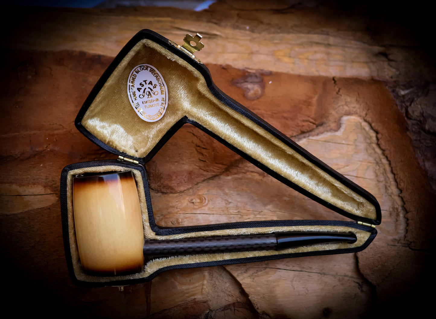 Calcined Smooth Special Hand Crafted Carbon Fiber Meerschaum Pipe With Leather Box -Astaş Meerschaum