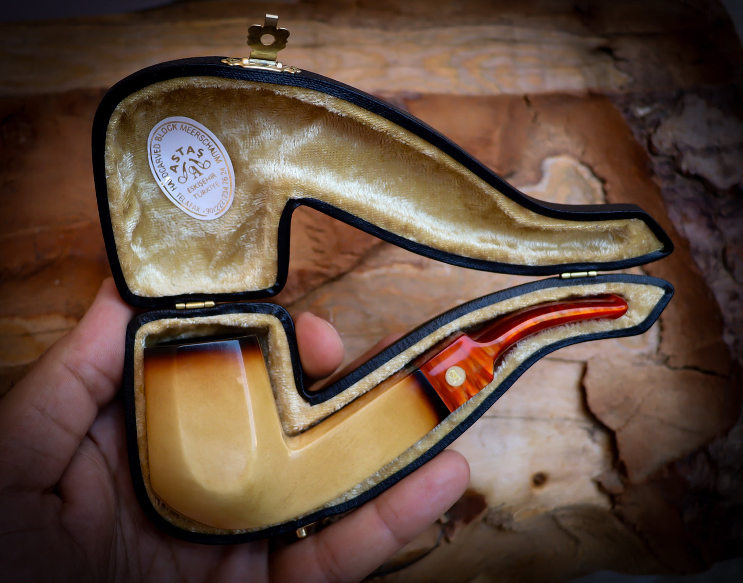 Astaş Meerschaum, Calcined Smooth Special Hand Crafted Extra Large Size Panel Meerschaum Pipe With Leather Box, Lee Van Cleef