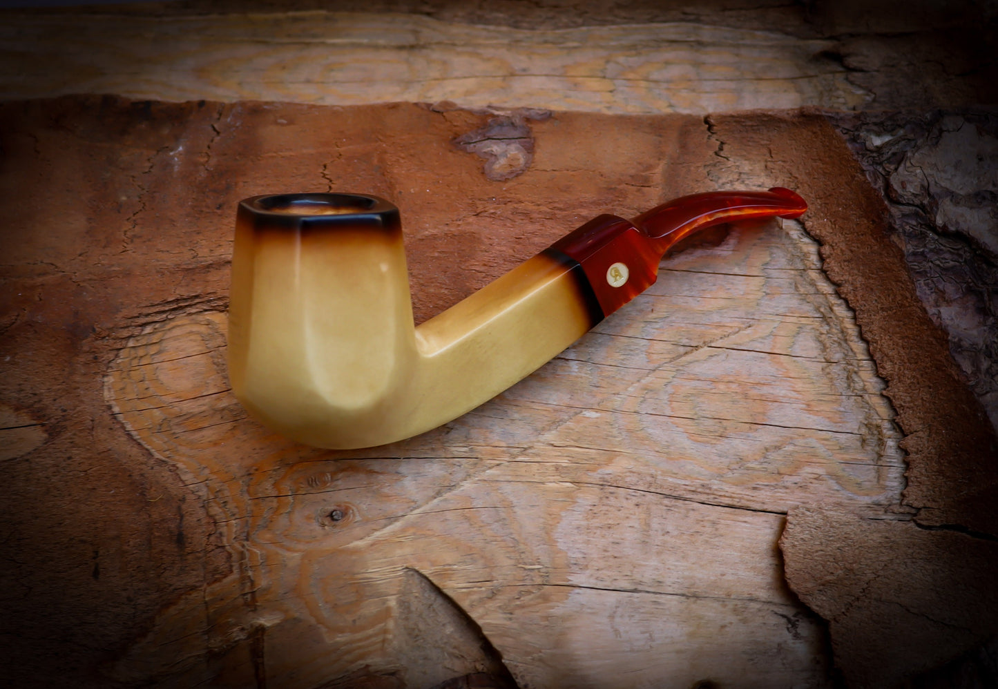 Astaş Meerschaum, Calcined Smooth Special Hand Crafted Extra Large Size Panel Meerschaum Pipe With Leather Box, Lee Van Cleef