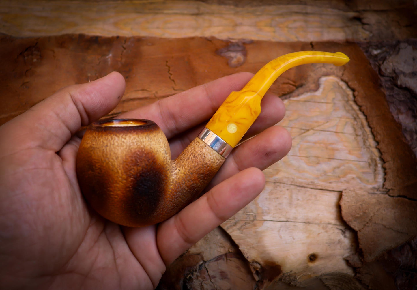 Apple Meerschaum, Silver Rustic Patterned Calcined Apple Meerschaum Pipe With Leather Box -Astaş Meerschaum, Lee Van Cleef