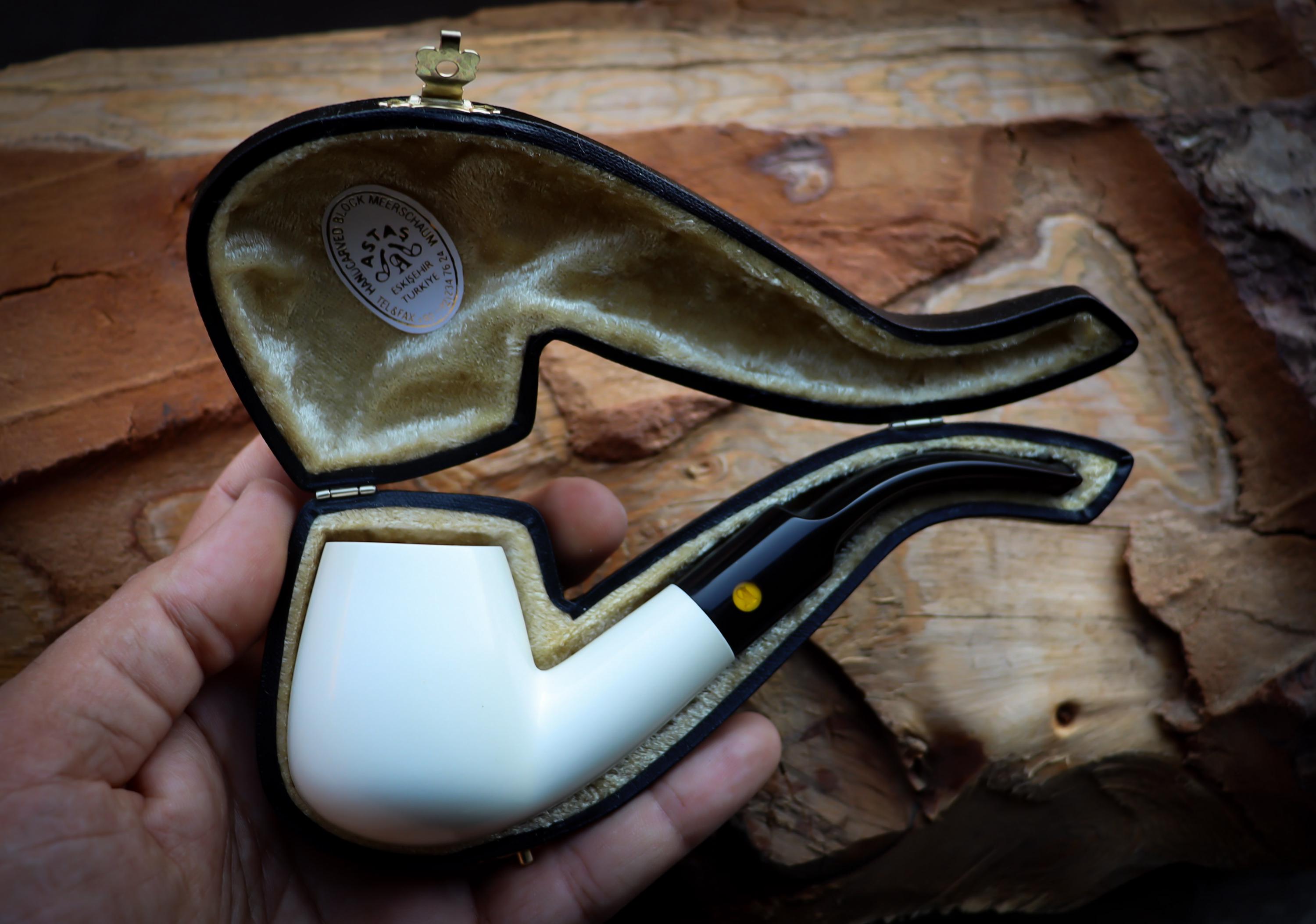 Freehand Meerschaum Pipe